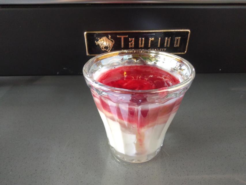Yogurt Strawberry