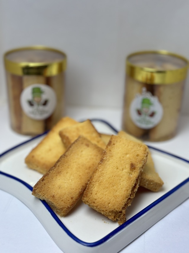 ကိတ်ခြောက် (Dry Cake)