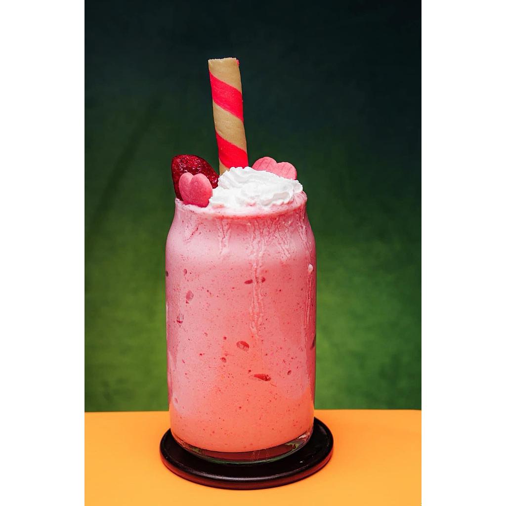 Strawberry Cheesecake(Frappe)